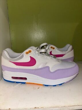 Nike Air Max 1 Dusty  Castus Sneakers in White, Pink & Lavender size 9.5 New
